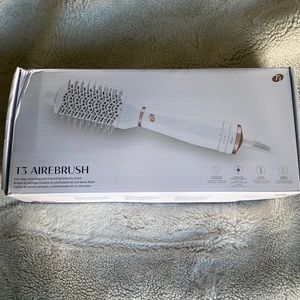 T3 Airbursh. Brand New. Still in Original Packaging.